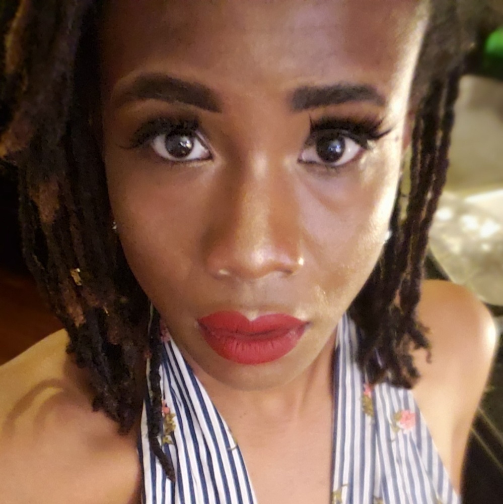 Meet your Posher, Erica